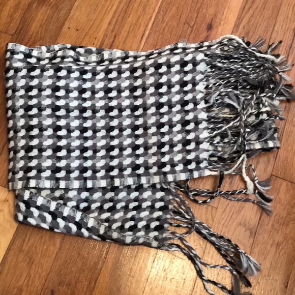 NWT Banana Republic wool scarf - Picture 5 of 6
